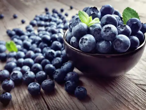 Blueberries & Almonds