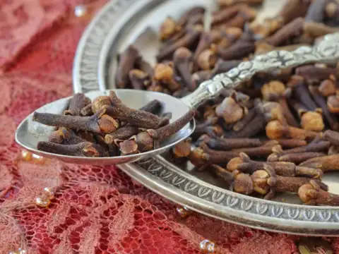 Clove Paste