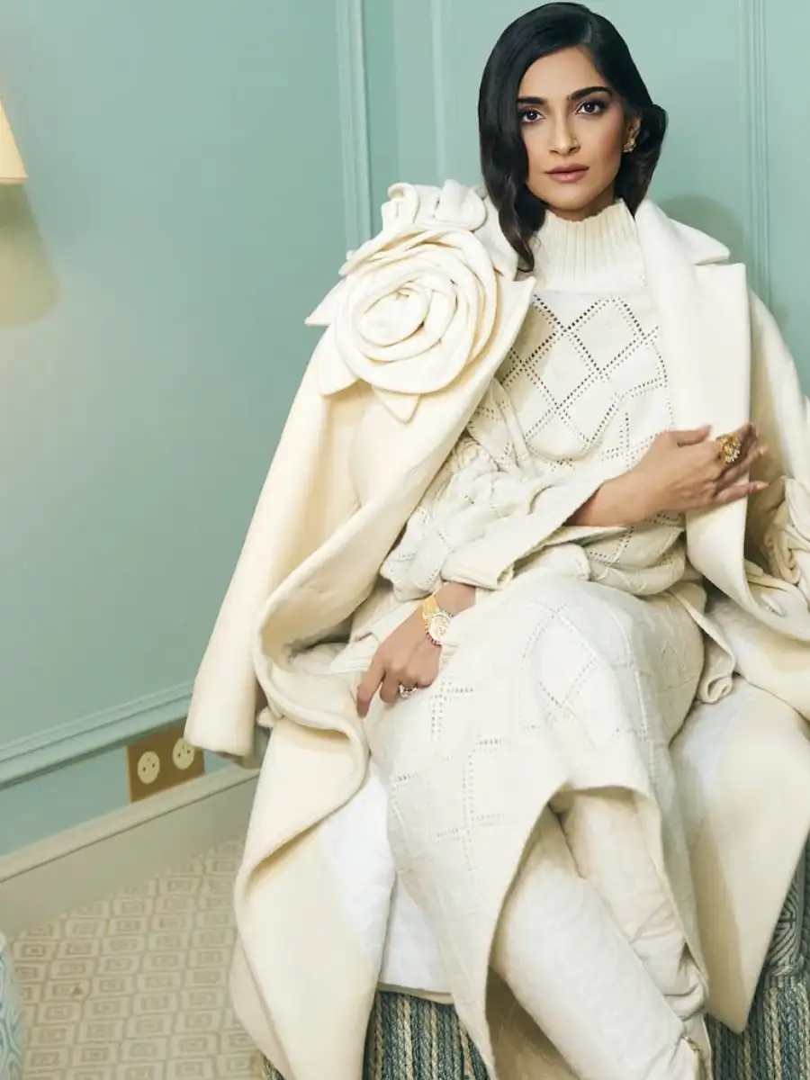 9 Times Sonam Kapoor Took the Stage with Her Miraculous Fashion |  EconomicTimes