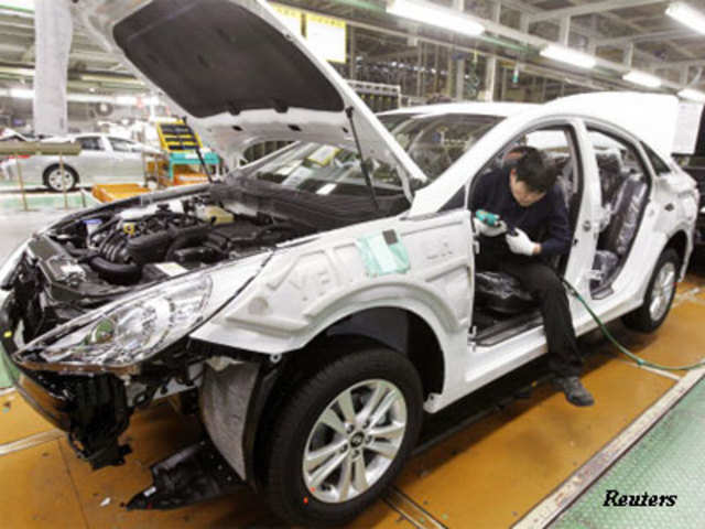 Hyundai sends designers on courses abroad