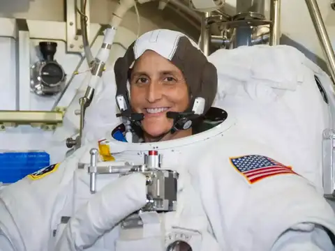 First Space Mission (2006-2007)