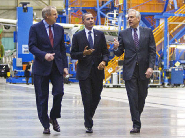 Barack Obama during a tour of the Boeing 787 factory