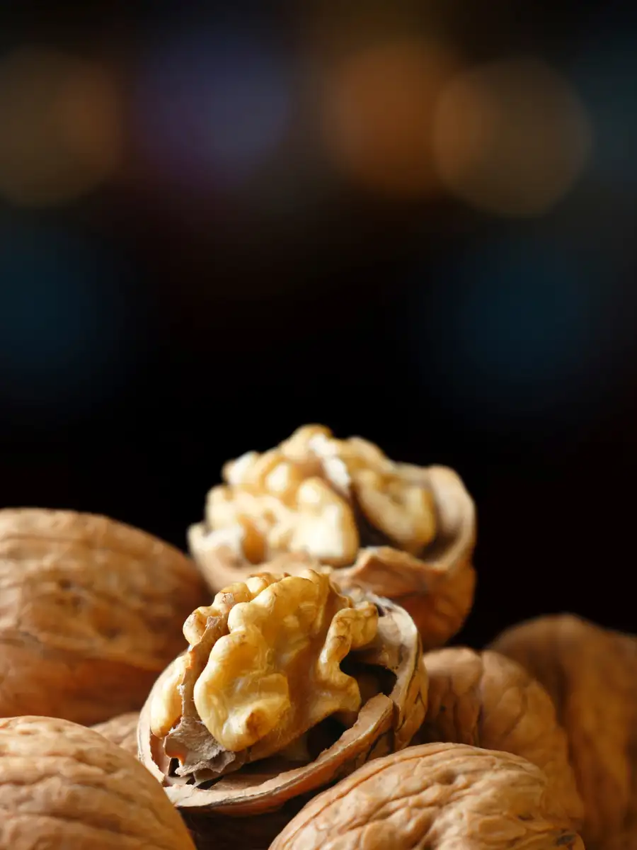 8 powerful brain benefits of eating walnuts regularly