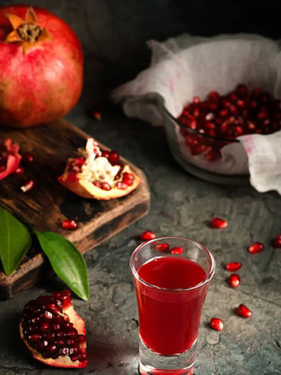 8 amazing benefits of drinking anar juice every day | EconomicTimes