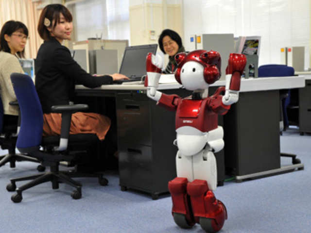 Hitachi humanoid robot 'EMIEW 2' 