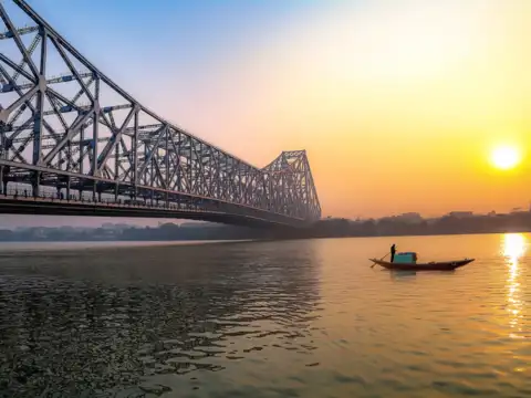 Kolkata &ndash; Sweet & Spicy Delights