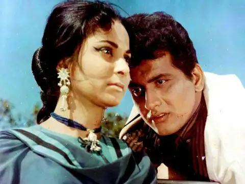 Patthar Ke Sanam