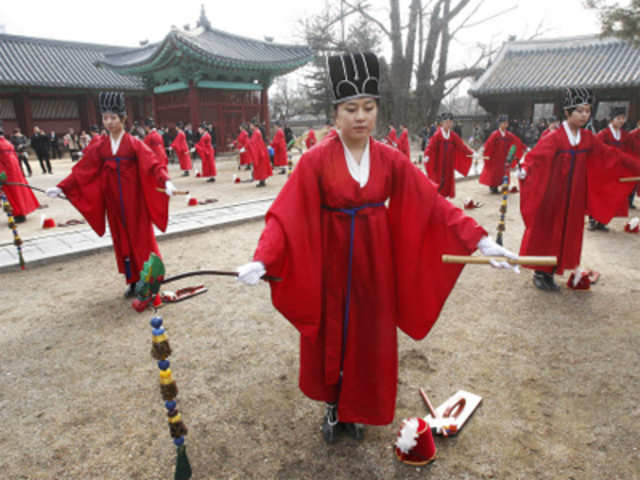 South Korean graduation ceremony