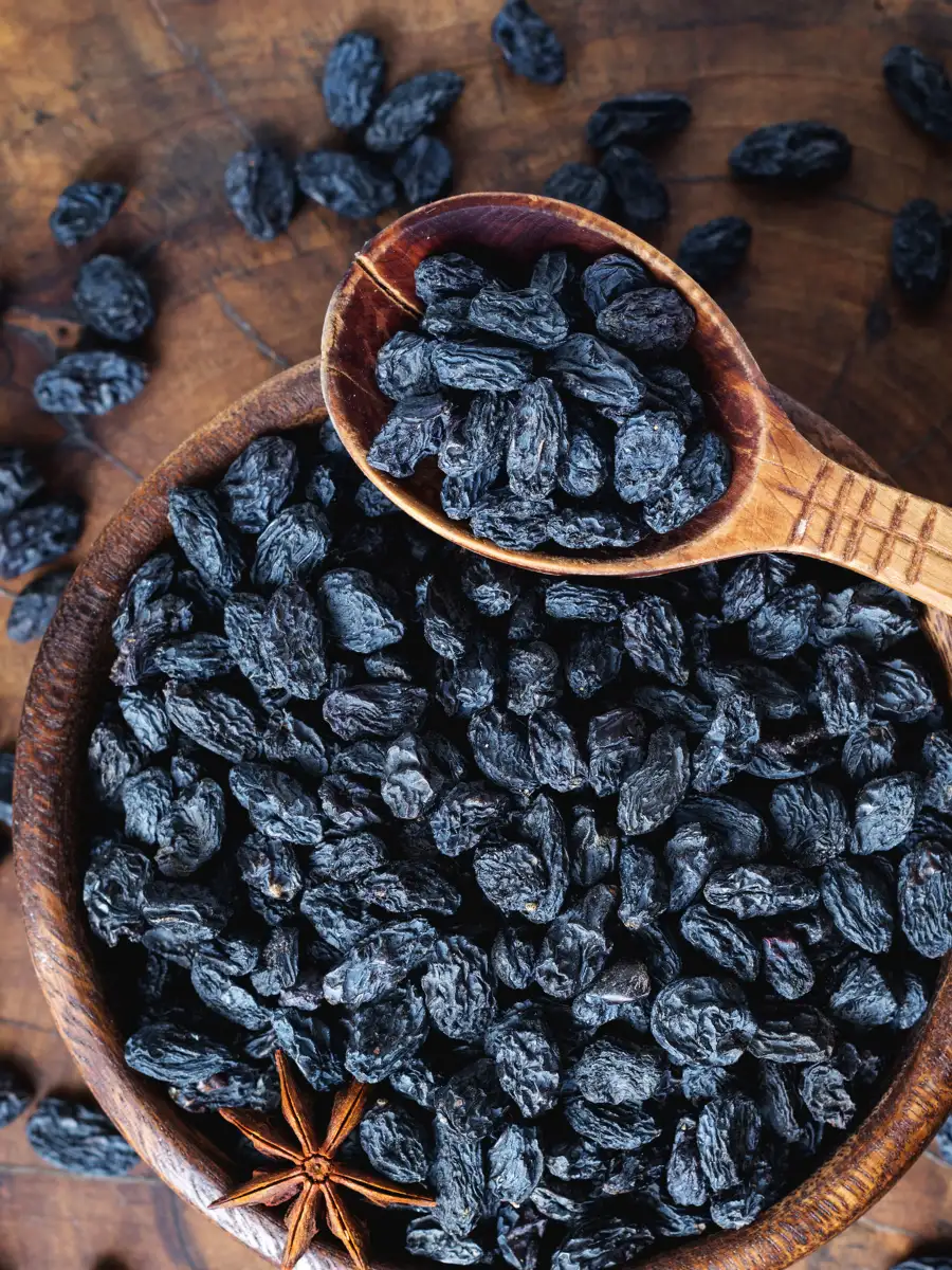 8 surprising benefits of black raisins you need to know | EconomicTimes