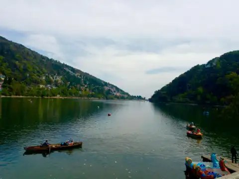 Naini Lake &ndash; Nainital