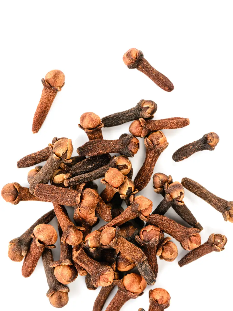 8 Amazing Ways Chewing Cloves Can Boost Your Health | EconomicTimes