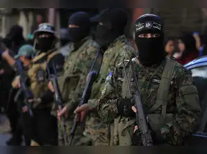 Lebanon warns Hamas not to carry out any attacks from its territories ...