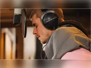 Justin Bieber Instagram posts: Justin Bieber posts cryptic messages