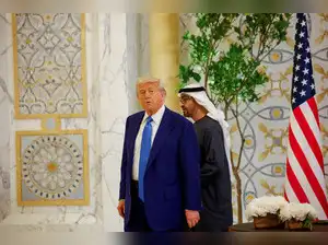 Президент США Трамп посещает ОАЭ