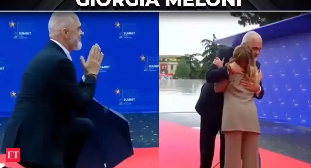 Albanian PM Edi Rama kneels before Giorgia Meloni, folds hand for 'namaste' Albanian PM Edi Rama kneels before Giorgia Meloni, folds hand for 'namaste'