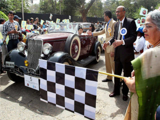 Classice Car Parade-A Drive against Cancer