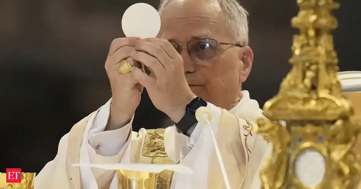 Pope Leo XIV declares 'I am Roman!' as he completes formalities to ...