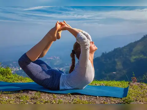 Dhanurasana