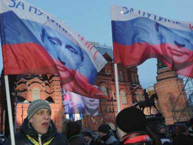 Putin's supporters celebrate his victory