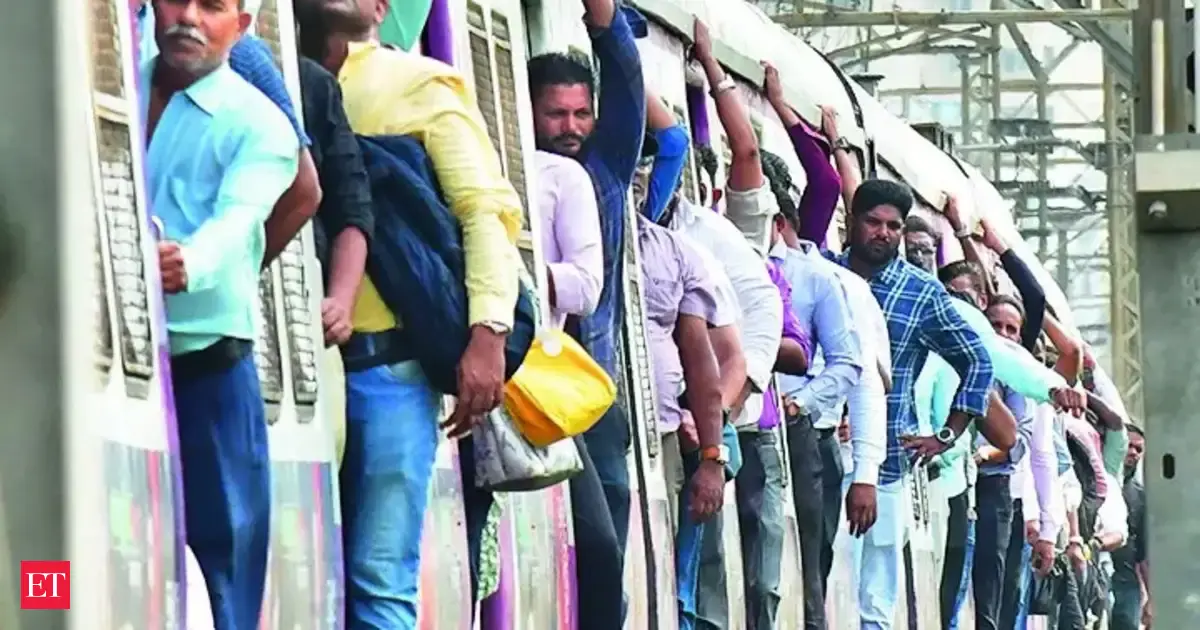 4 dead, 9 injured after falling off local train near Mumbai - The ...