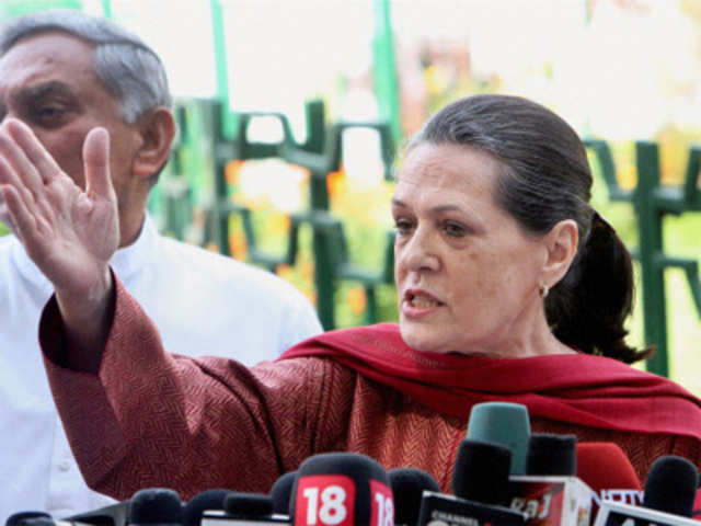 Assembly Elections 2012: Sonia Gandhi addresses the media