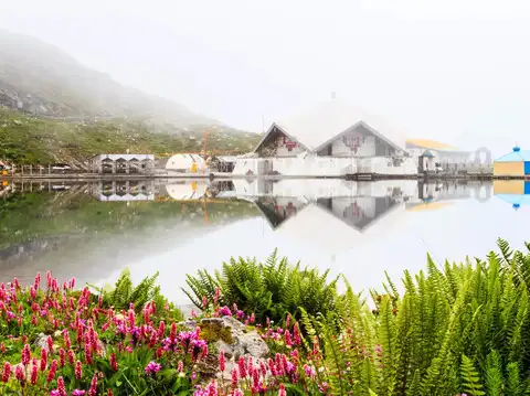 Gurudwara Hemkund Sahib, Chamoli (Uttarakhand)