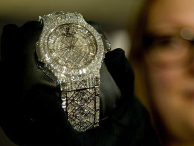 A 5-million-dollar watch set with 1,282 diamonds