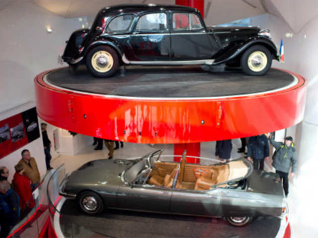 Exhibition of France's presidential cars