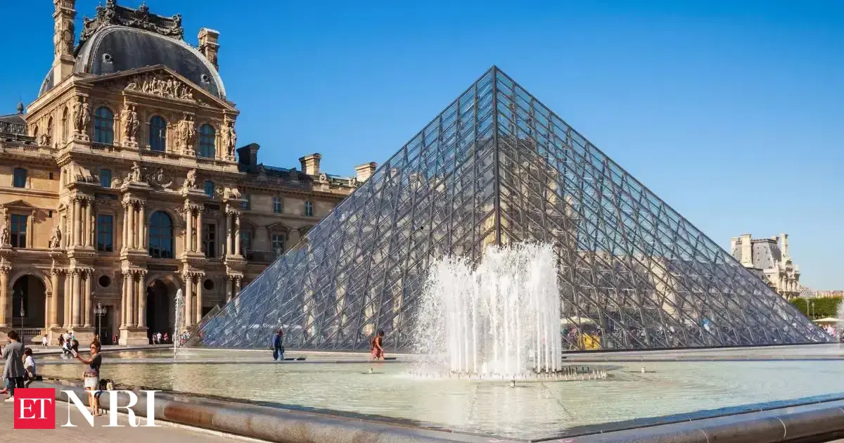 Louvre Museum