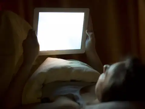 Limit Screen Time Before Bed