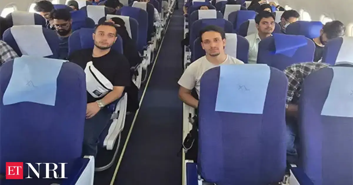 Flight carrying Indian students lands in Delhi