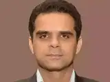 Market movement to be limited in coming quarter; be neutral on pharma: Amit Khurana