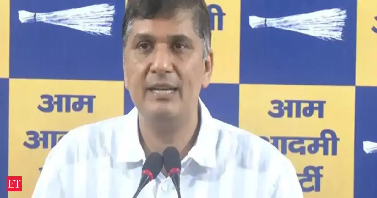 MHA approves investigation against former Delhi health ministers Bharadwaj, Jain; AAP denies charges