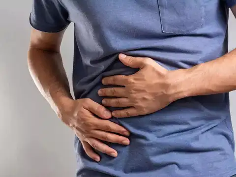 Upper abdominal pain or discomfort