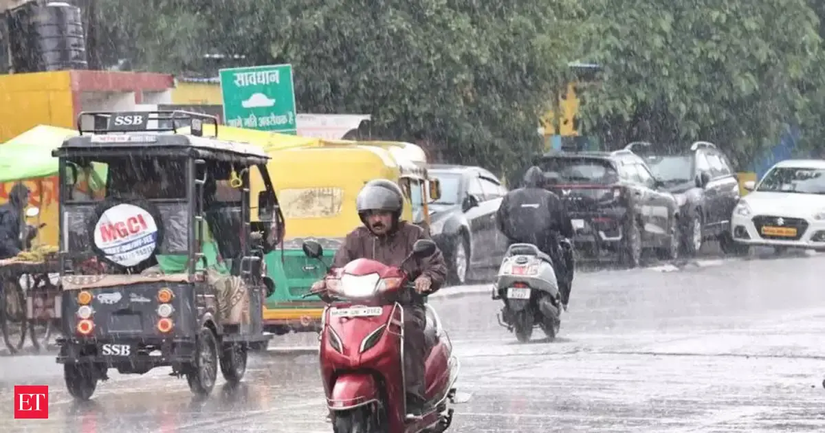 India monsoon arrives early covering the entire country soon.