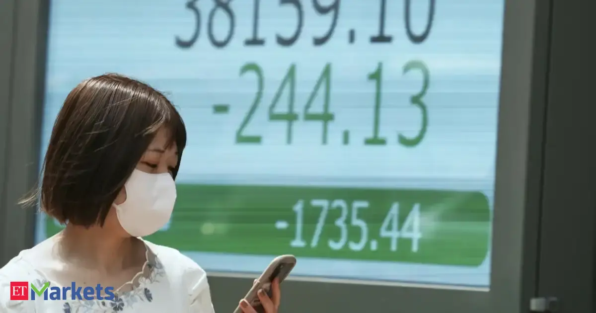 Japan’s Nikkei hits 40,000 level, ends at 6-month high tracking Wall Street rally