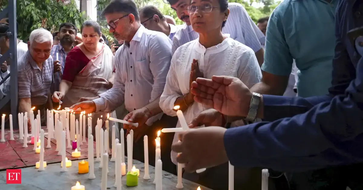 https://img.etimg.com/thumb/msid-122144346,width-1200,height-630,imgsize-226980,overlay-economictimes/articleshow.jpg