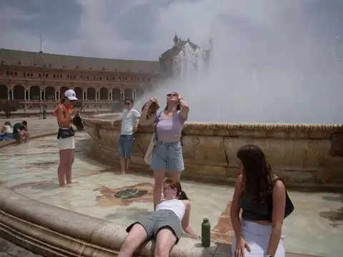 Spain and Portugal face scorching heat
