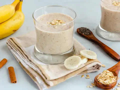 Smoothies with Protein and Fruits