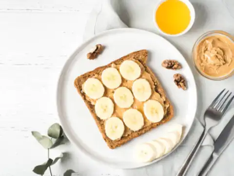 Whole Grain Toast with Peanut Butter