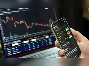 US stock market today dips as S&P 500 and Nasdaq retreat, Tesla sinks amid Trump-Musk feud, tax bill and July 9 tariff deadline in focus