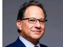 Seth R Freeman