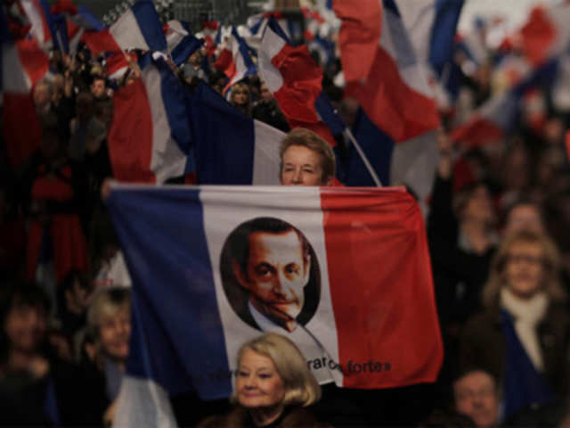 Nicholas Sarkozy holds a rally ahead of polls