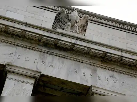 Divergence With U.S. Fed Policy