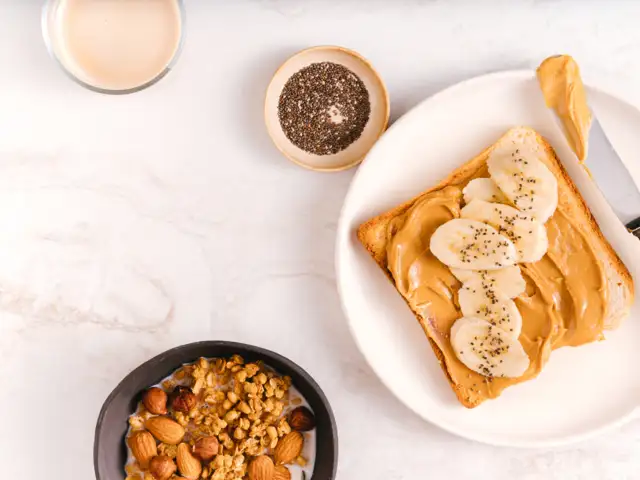 7 easy and healthy bread breakfast recipes for every day of the week ...