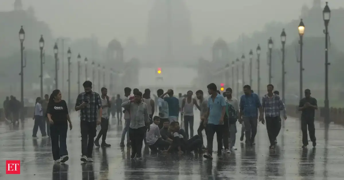 Delhi Weather Today: Heavy rain lashes parts of National Capital amid IMD's yellow alert