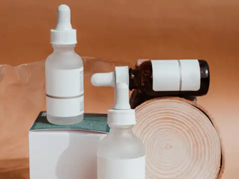 Layer Lightweight Serums