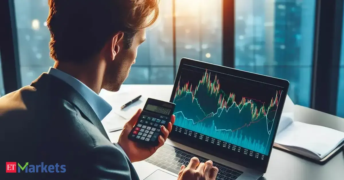 Commodity Radar: Gold bulls in leash as Trump’s tariff deadline, Fed minutes weigh. 5 trading tips