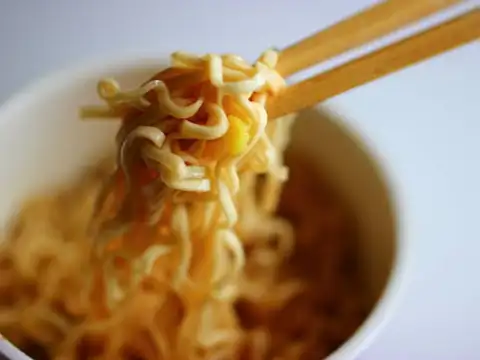 Canned Soups & Instant Noodles
