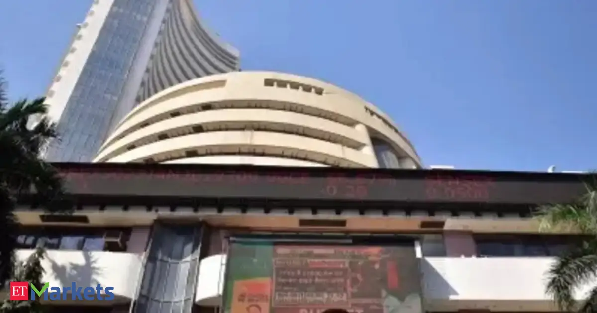 Sensex off to a choppy start, Nifty over 25,450; bank, IT stocks lead gainers